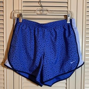 Never worn Nike Tempo shorts